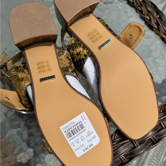 TopShop Snake Print Black/Yellow Slingback Womens Sandals 2 inch heel size 6.5 - Picture 9 of 9